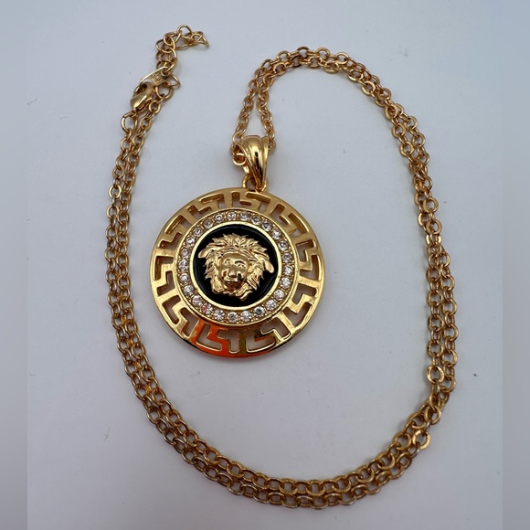 Collana Medusa 3D Grande Donna Stile Boho 18K GP Catena Cubana Greca